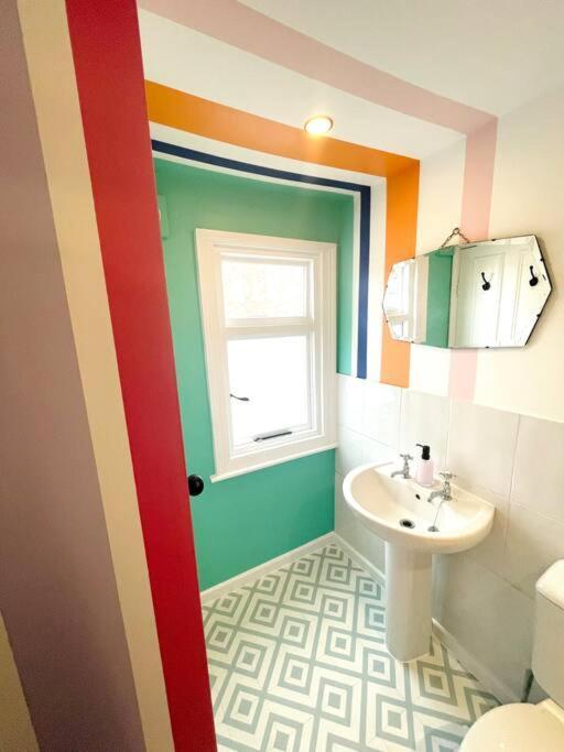 Colourful Apartment In Margate KENT Exterior photo